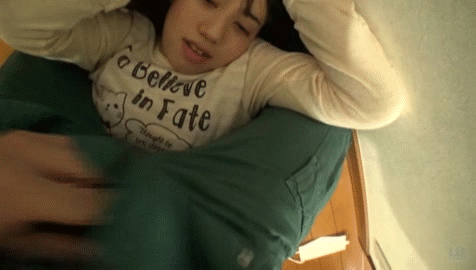 【合法ロリGIF】ひぃぃ！一度中出しした小学生のマンコにもう一度挿入する変態…押し込みレイプがエグいｗｗ その7